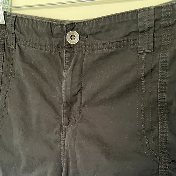 Lightweight Black Cargo Shorts Elastic Back Waist Size 18 - Picture 4 of 4